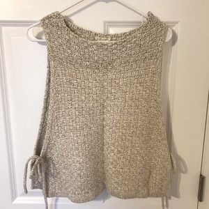 Eileen Fisher cream sleeveless knit shirt - size small